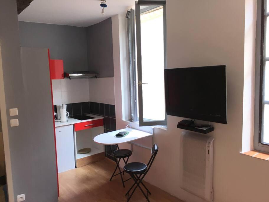 Jolie Studio Dans Le Centre Historique De Narbonne Lägenhet Exteriör bild